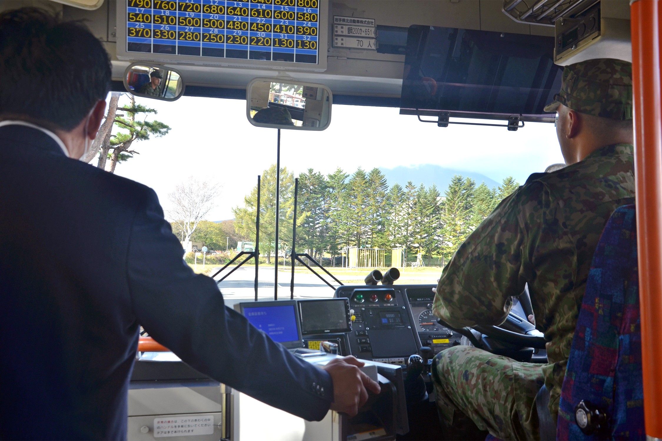 技能を“次のキャリア”へ 隊員が大型車両の運転を体験｜岩手地本