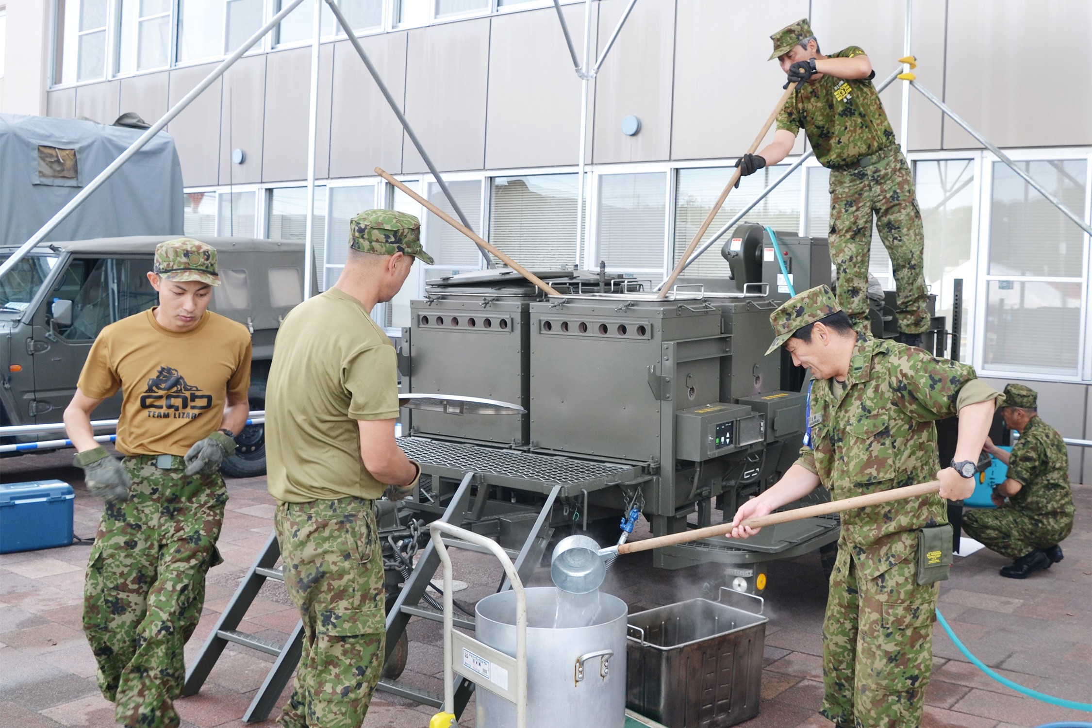 新そば祭りを湯で支える 熱気と湯気で地域を盛り上げる｜鹿追駐屯地