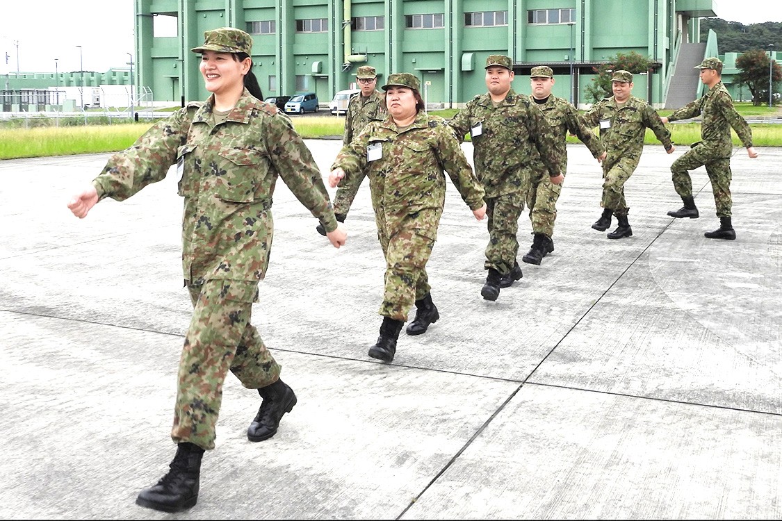 災害にも強くなれ―徳之島職員が3泊4日の自衛隊体験｜奄美駐屯地