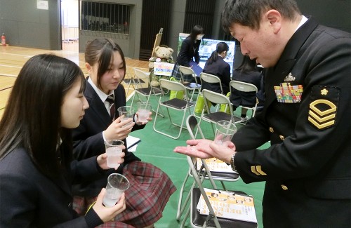 <span class='paid-label'>[会員限定]</span> 高校生の業界研究を支援 高校生約400人と地元企業が参加｜福島地本