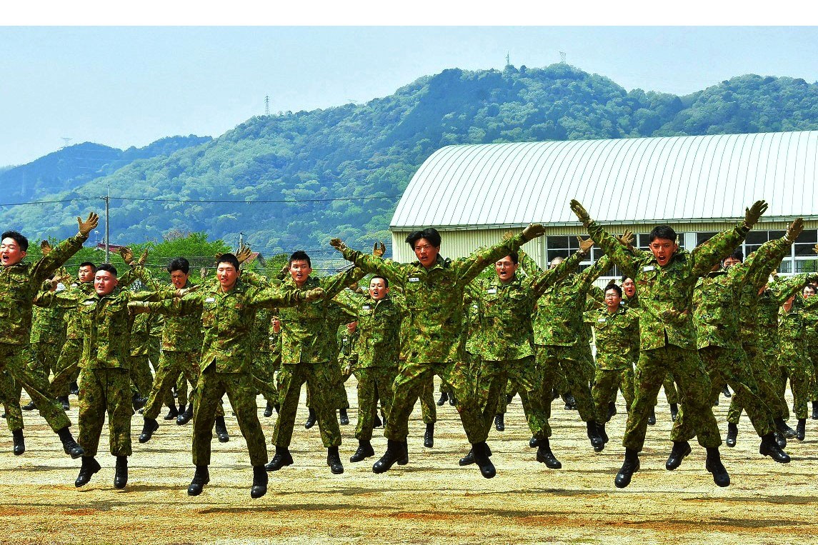 <span class='paid-label'>[会員限定]</span> 新隊員の力強い行進で魅せる―中混団・大津駐記念行事に感動広がる｜中部方面混成団