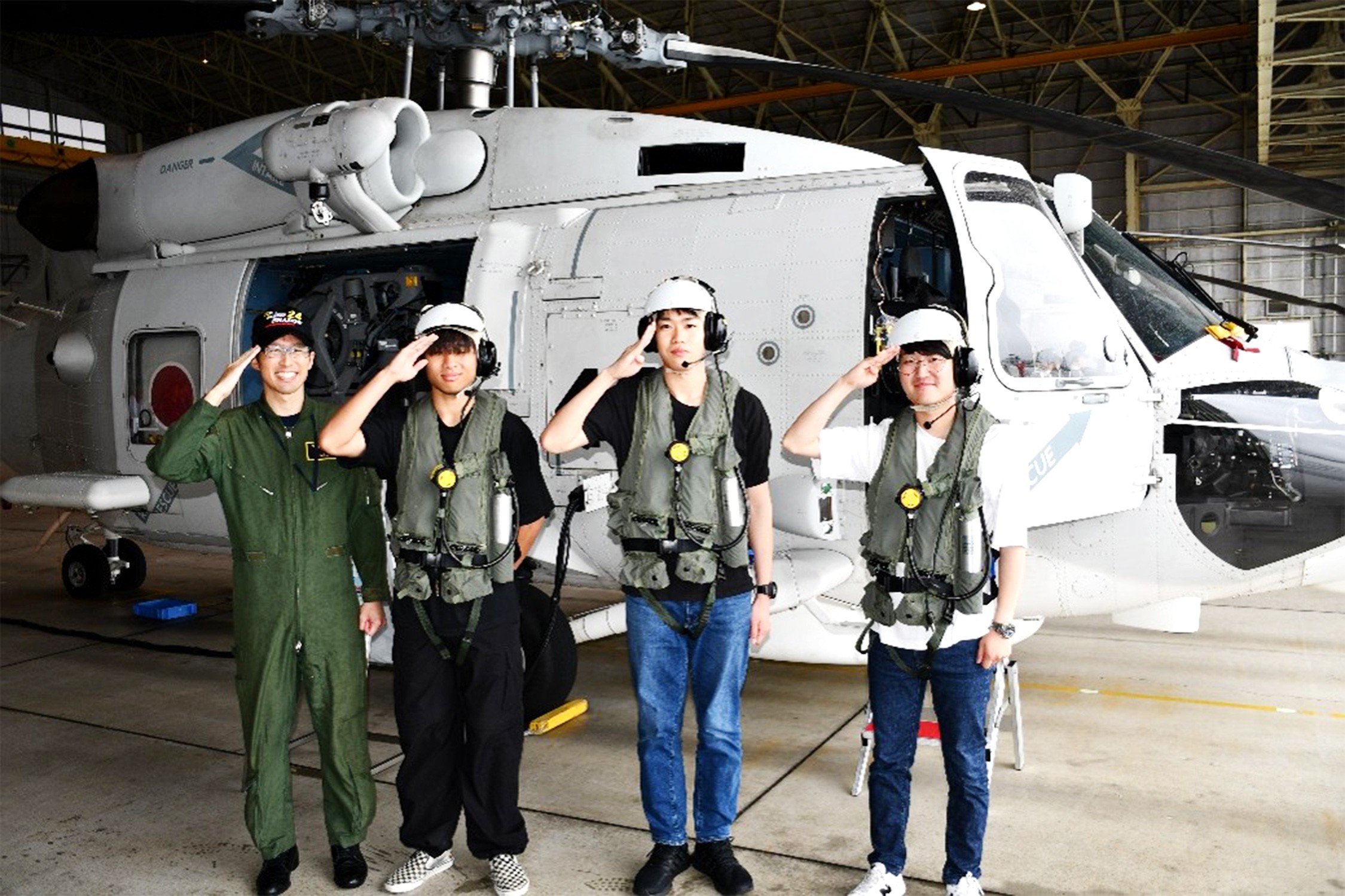 募集基盤拡充へ―海自小松島航空基地で体験搭乗｜和歌山地本
