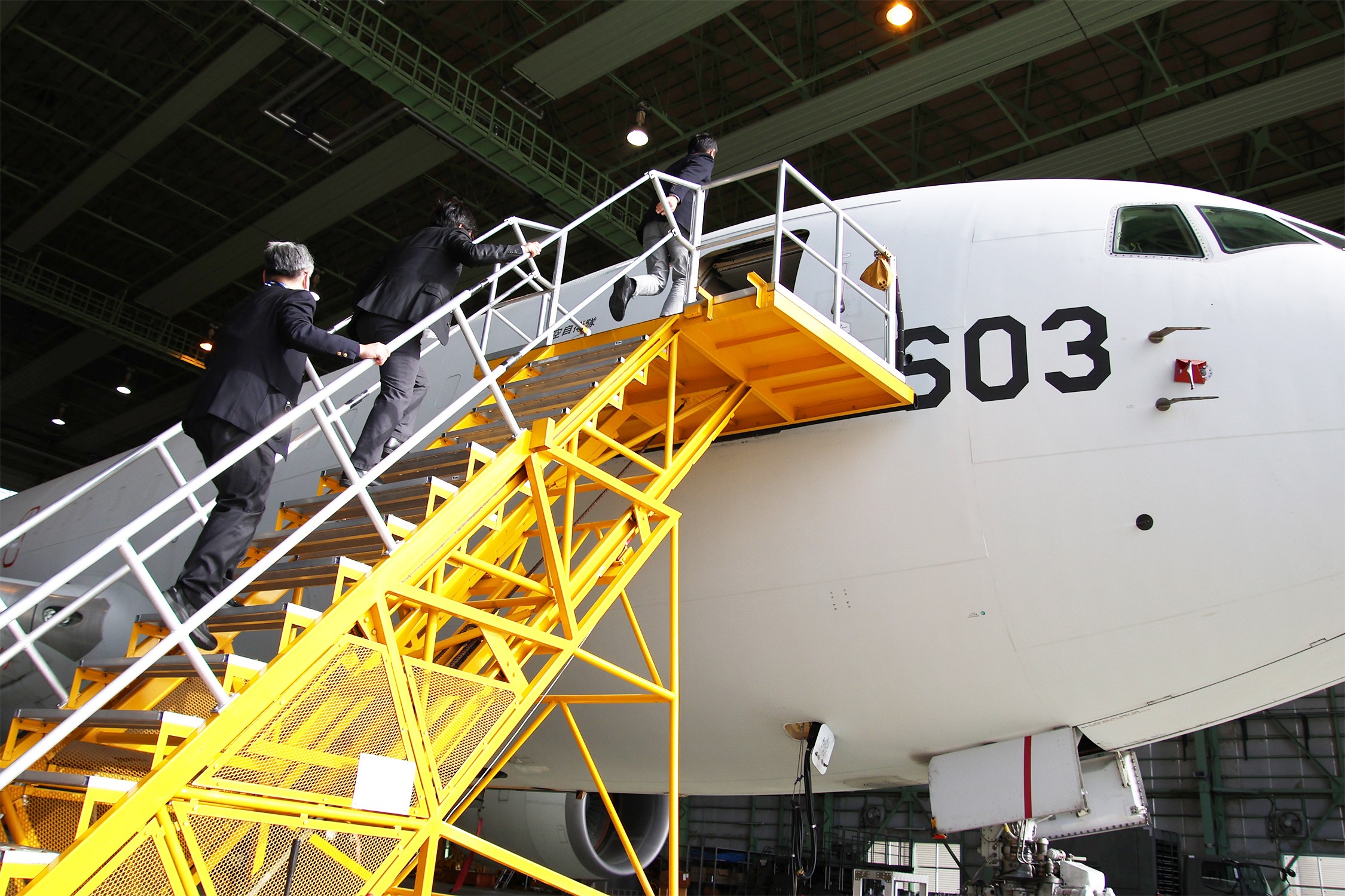 【特集：空自援護Vol.3】航空自衛隊を知ってもらう 退職自衛官雇用企業主らが小牧基地を研修｜空幕援護・募集課