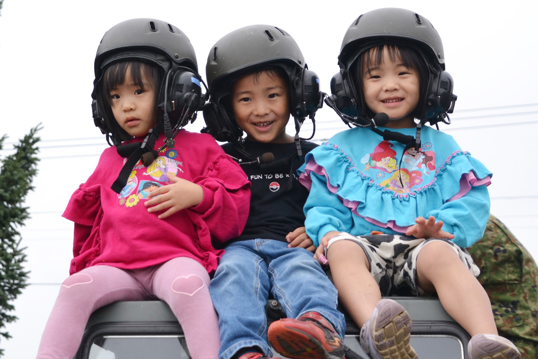 にんにく肉まつりに戦車隊登場 装備展示で地域と交流｜鹿追駐屯地