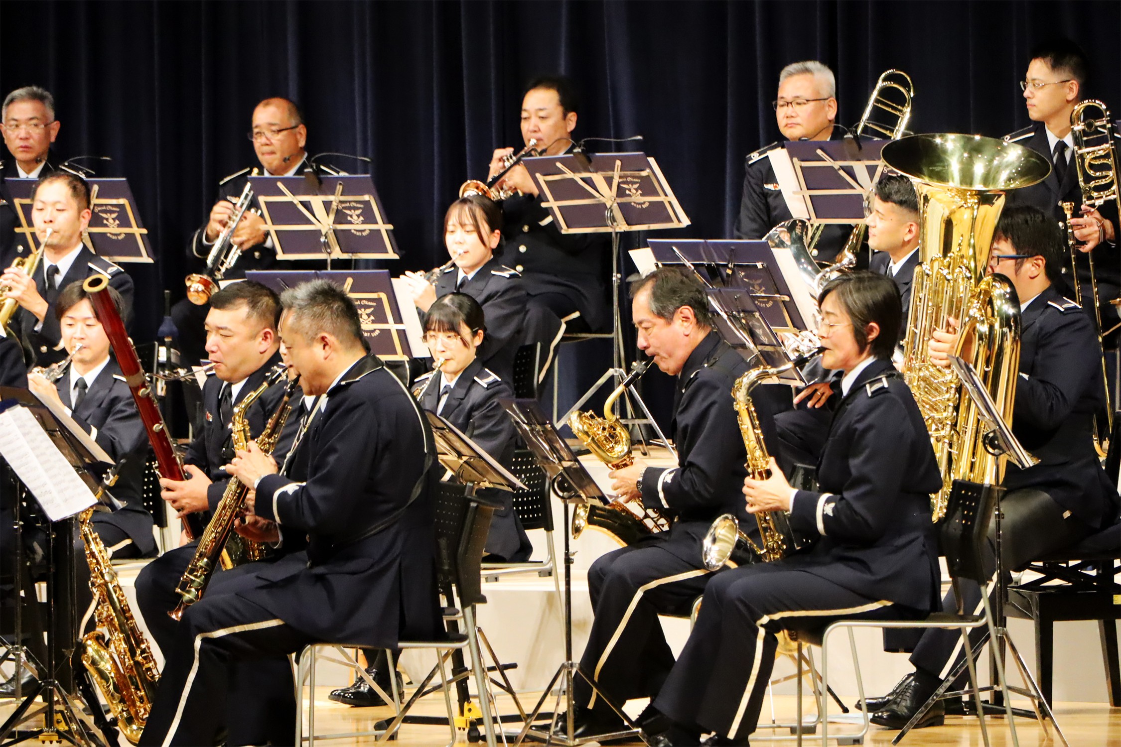 新時代の響きと名画の旋律 ふれあいコンサートに拍手｜芦屋基地
